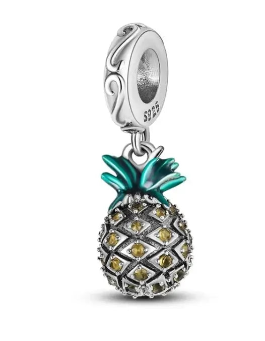 Charm Piña